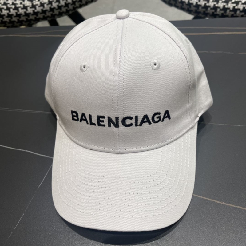 BALENCIAGA